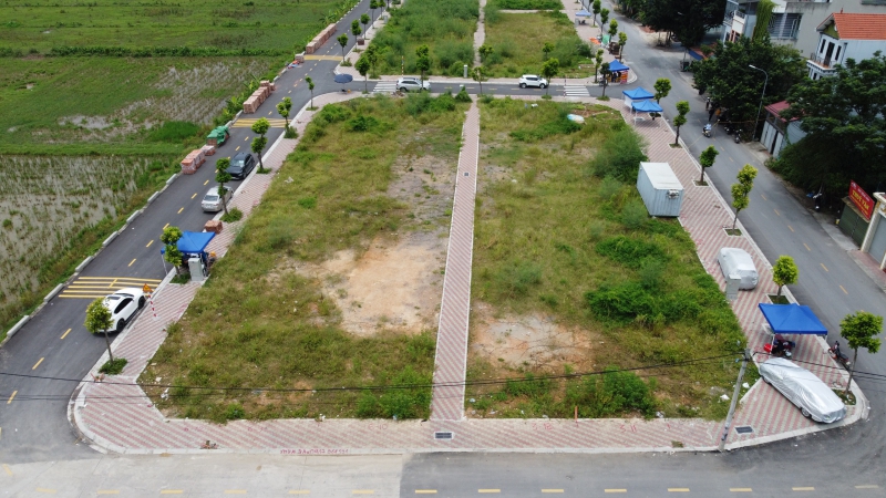Triển khai thí điểm mô hình Trung tâm giao dịch bất động sản và quyền sử dụng đất