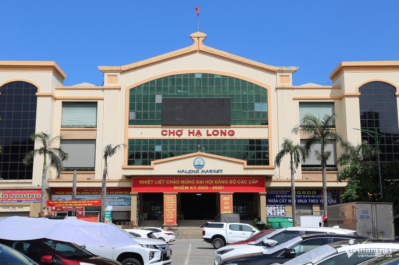 Cảnh im lìm ở chợ lớn vùng biên Quảng Ninh, Lạng Sơn: Tiểu thương lo 'treo niêu'