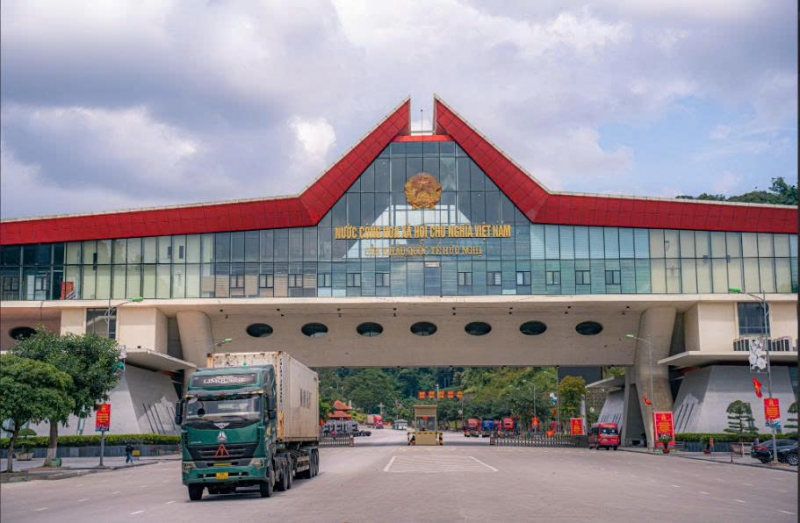 Lạng Sơn chỉ đạo đẩy nhanh xây dựng cửa khẩu thông minh