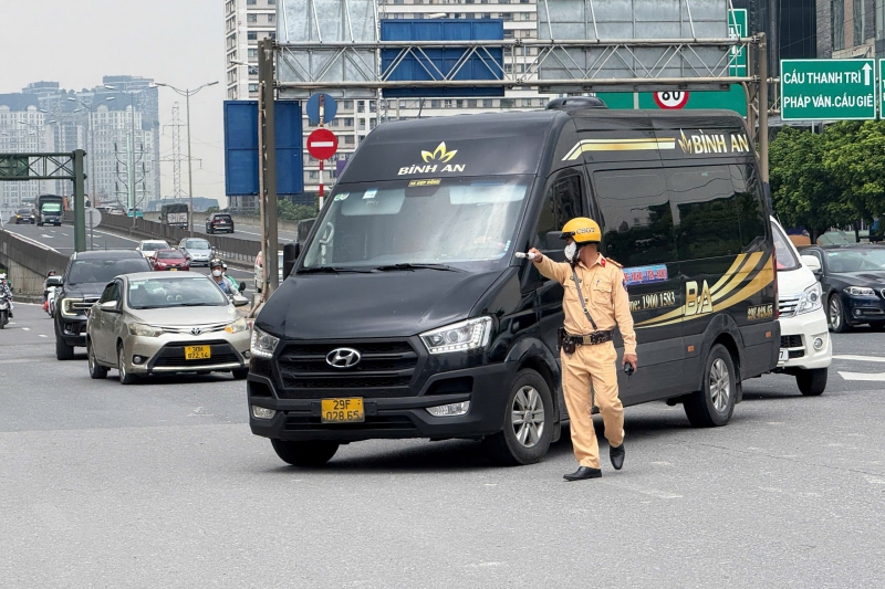 CSGT tổng kiểm tra xe kinh doanh vận tải, tàu thuyền trên toàn quốc trong một tháng