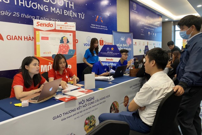 Bán online trên sàn nửa năm không có đơn hàng