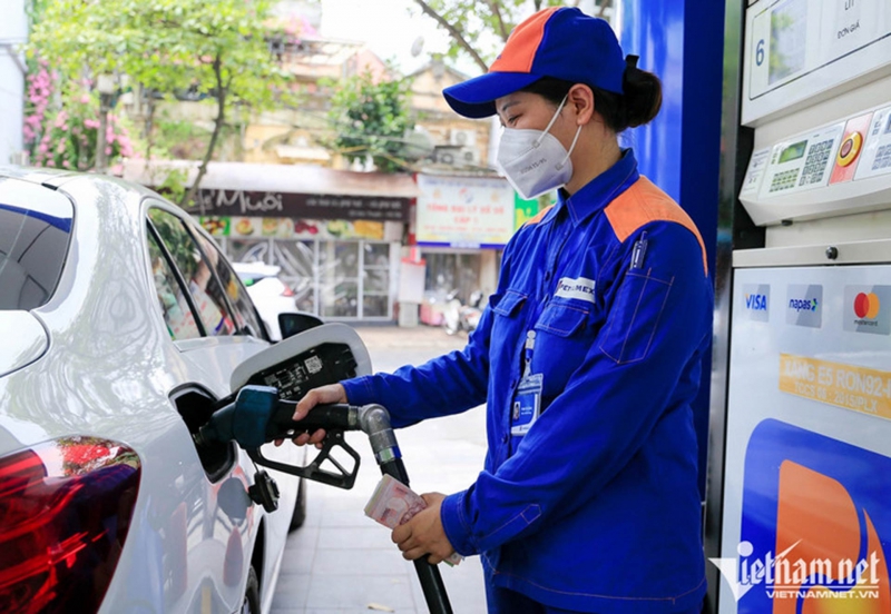 Buộc dùng xăng E10: Động cơ ô tô, xe máy đời cũ không tương thích xử lý thế nào?