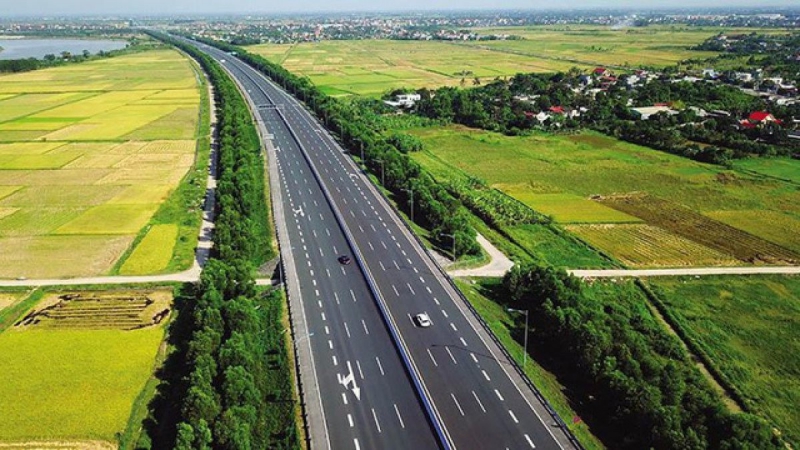AI mở đường cho giao thông thông minh, hỗ trợ xây dựng pháp luật