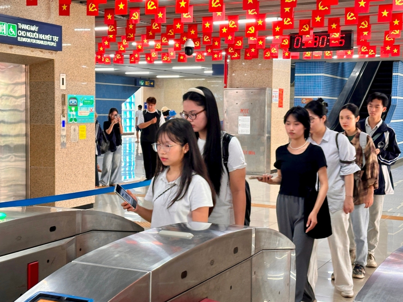 Hà Nội: Kiểm soát vé tự động ứng dụng định danh và sinh trắc học tại ga đường sắt đô thị