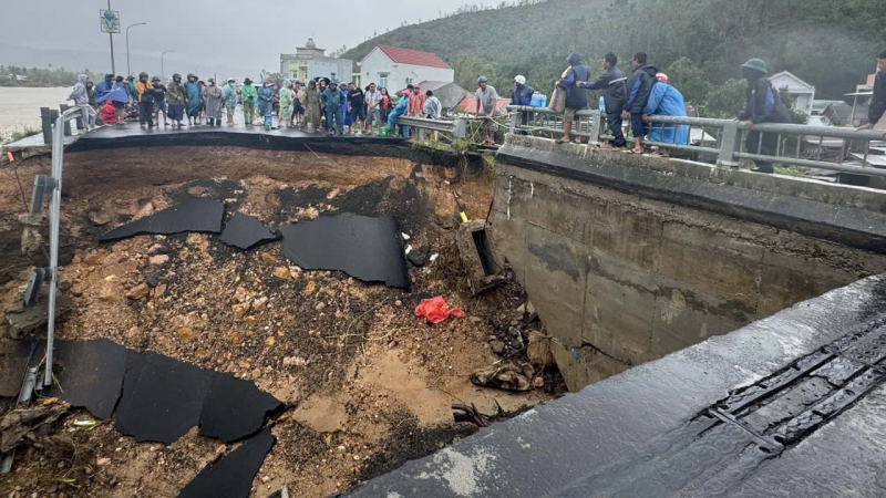 Rốn lũ Hòa Thịnh tan hoang sau 