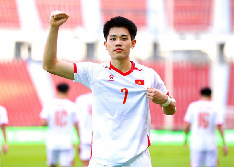 SEA Games 33: Bóng đá Việt Nam mở màn thắng lợi