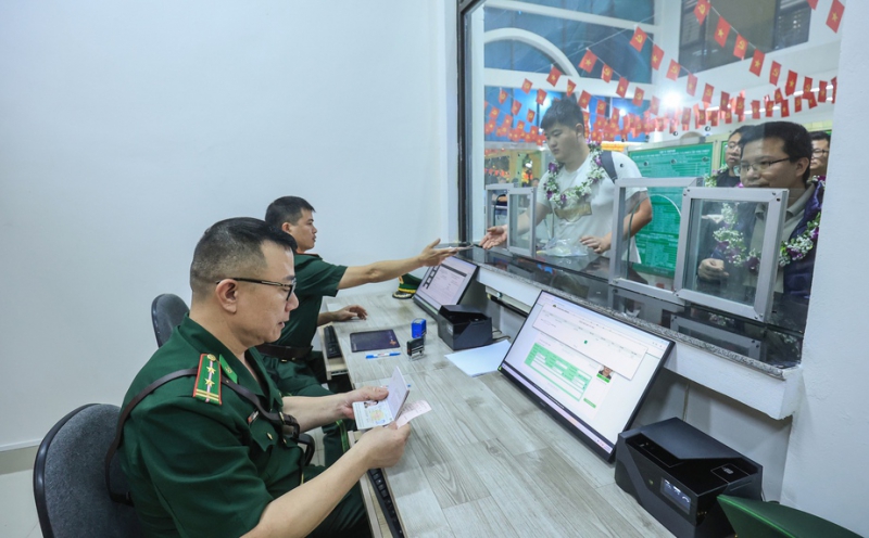 Áp dụng visa điện tử tại cửa khẩu đường sắt ga Đồng Đăng