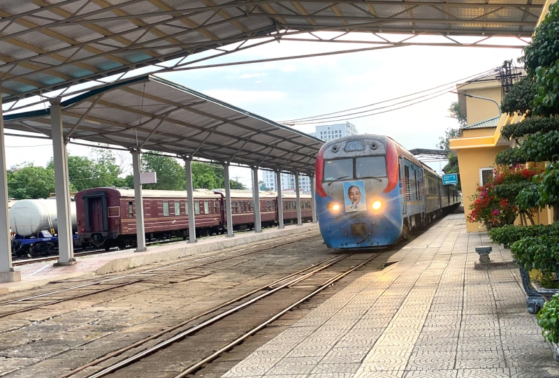 Đề xuất phương án bàn giao đoạn đường sắt Gia Lâm - Hà Nội