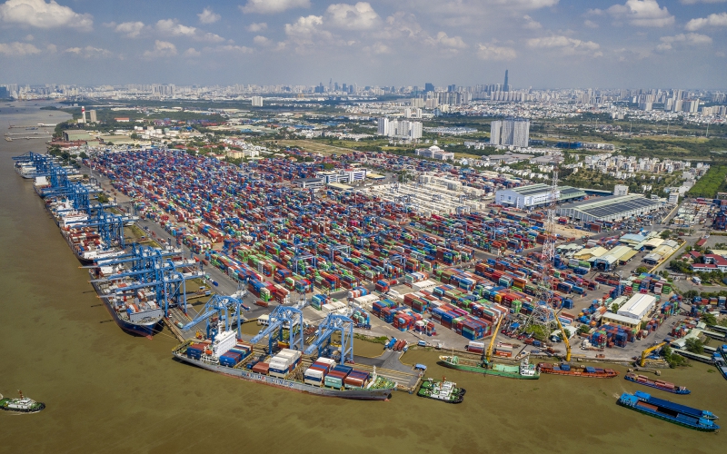 Giữ đà tăng trưởng vận tải giữa biến động nhiên liệu