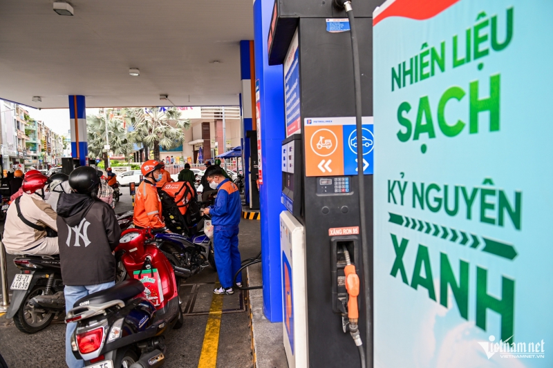 Doanh nghiệp “chạy đua” trước giờ G phủ sóng xăng E10
