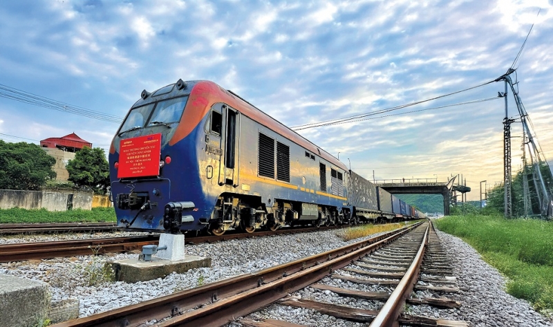 Sẽ ưu tiên đầu tư các tuyến đường sắt kết nối Trung Quốc trước 2030