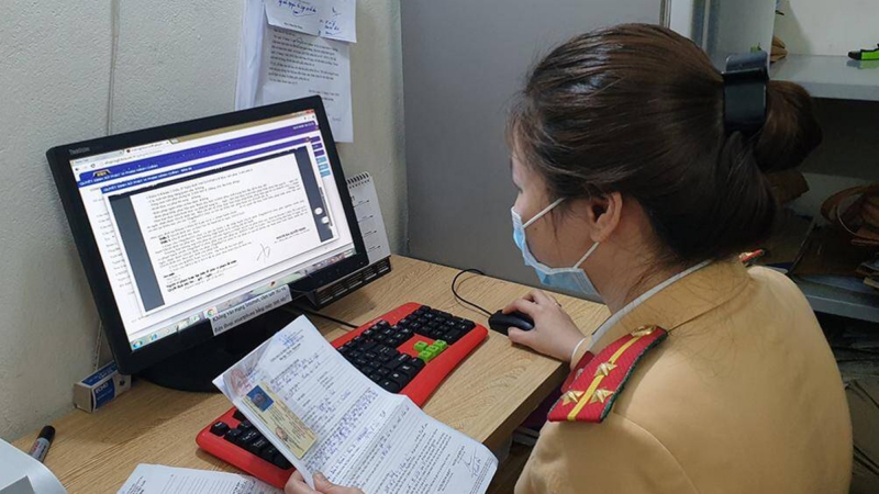 Thấp thỏm chờ thông báo phạt nguội