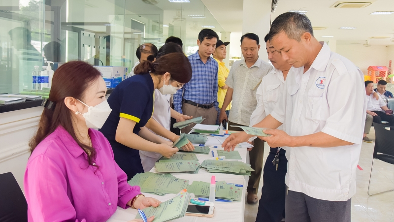 Đối tượng nào được Bộ Y tế đề xuất BHYT chi trả khám sức khỏe định kỳ?