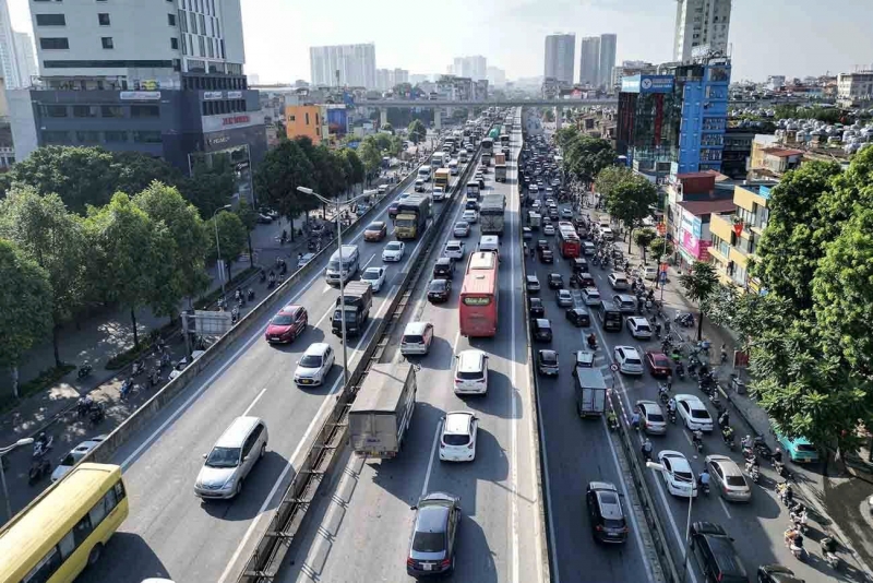 Khẩn trương hoàn thiện hệ thống kiểm soát tải trọng trên cao tốc Bắc - Nam